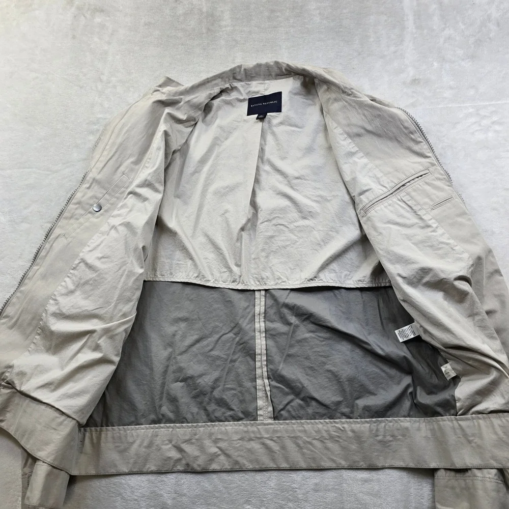 Banana Republic Bomber Jacket Mens XL Beige White Cotton Coated‎ Bi-Swing Zip